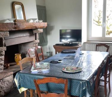 Sauveterre-de-Rouergue House | Domaine d Aumont in Ségala