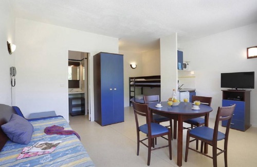 Vallon-Pont-d'Arc Apartment | Domaine de Chames ST4V