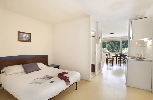 Vallon-Pont-d'Arc Apartment | Domaine de Chames ST6V