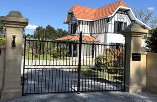 Sanguinet House | DOMAINE D'ONCE