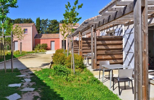 Saint-Christol House | Domaine de Bacchus-2 pièces 4 pers. by Interhome