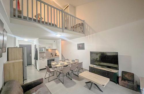 Saint-Christol House | Domaine de Bacchus-Villa Occitane-Climatisée 4 couchages
