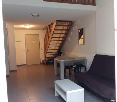Saint-Christol Apartment | Domaine de Bacchus