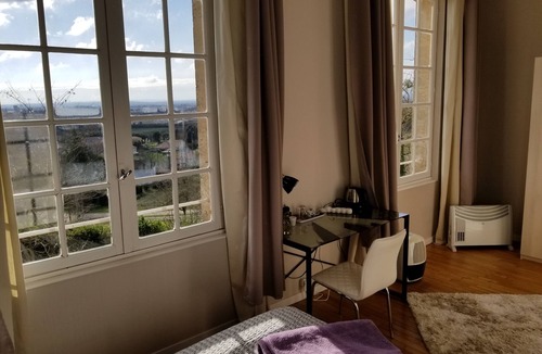 Beaupuy House | Domaine De Bellevue