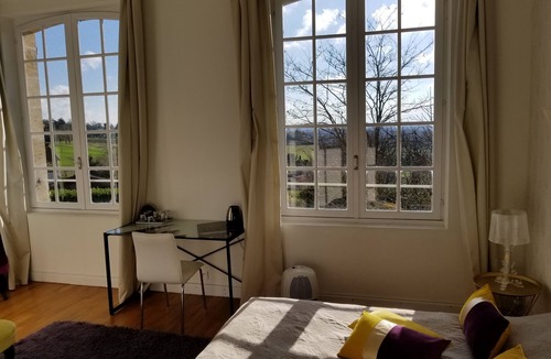 Beaupuy House | Domaine De Bellevue