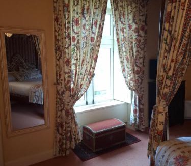 Noyant-de-Touraine Hotel | Domaine de Brou