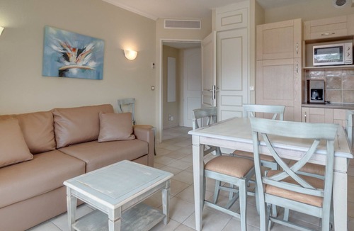 Callian Apartment | Domaine de Camiole by Interhome