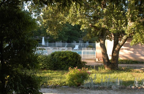 Saint-Denis Apartment | Domaine de Cassagnole