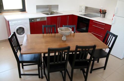 Conques-sur-Orbiel Apartment | Domaine de Cazaban