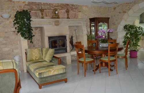 Thiviers Bed & Breakfast | Domaine de Chantegros