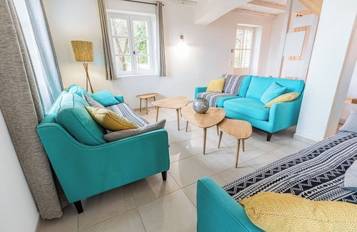 Issirac House | Domaine de Coulon Maison Uzès