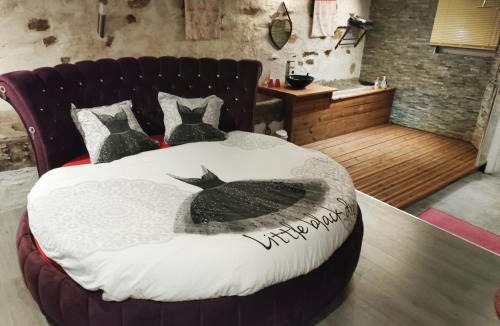 Ars-les-Favets Bed & Breakfast | Domaine de cyrcé