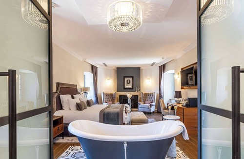 Dolomieu Hotel | Domaine de Dolomieu, BW Premier Collection