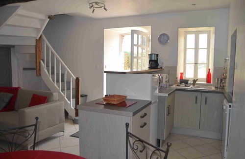 Mazerolles-du-Razes House | Domaine de Buscail, charming gîte. Swimming pool, park and gardens, magnificent views.