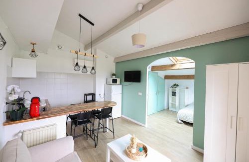 Notre-Dame-de-Londres House | Domaine des Arcs