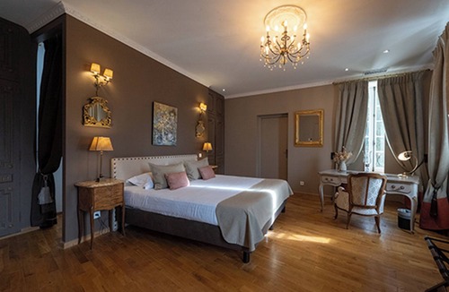 Saint-Medard-d'Eyrans Hotel | Domaine de Larchey