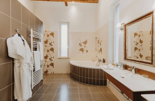 Saint-Medard-d'Eyrans Hotel | Domaine de Larchey
