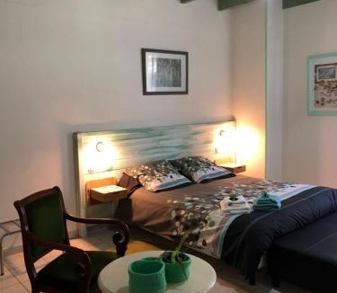 Castelsarrasin House | Domaine de l'île - Gîtes et chambres d'hôtes
