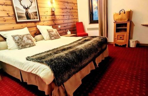 Montclar Hotel | Domaine de L'Adoux