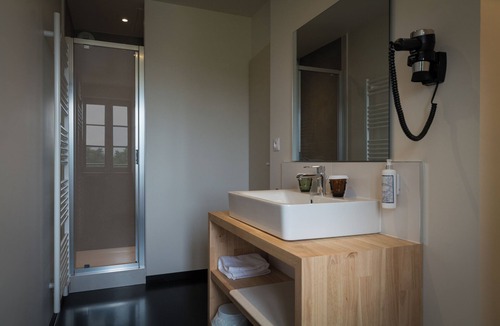 Liguge Hotel | Domaine de l'Ecorcerie