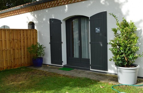 Biganos Bed & Breakfast | DOMAINE DE L'ESPIGUETTE