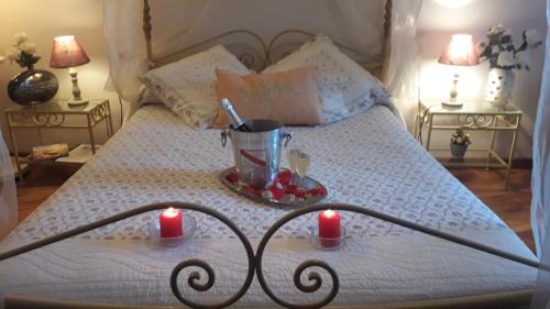 Sainte-Gemme-d'Andigne Bed & Breakfast | Domaine de la Cour