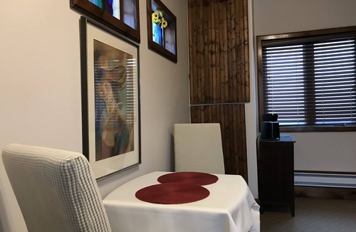 Saint-Boniface Apartment | Domaine de la Baie - Suites and room - La Gabelle