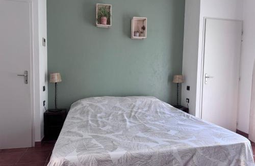 Thuir Apartment | Domaine de la Fauvelle
