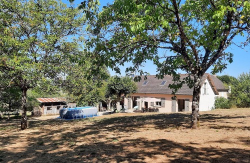 Montignac House | DOMAINE DE LA BORIA gîte in the heart of 13ha of nature facing the hill of Lascaux