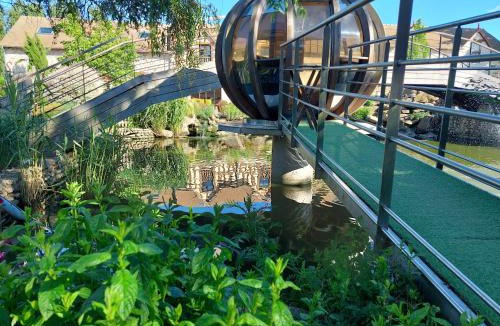 Douains Hotel | Domaine de la Haie des Granges