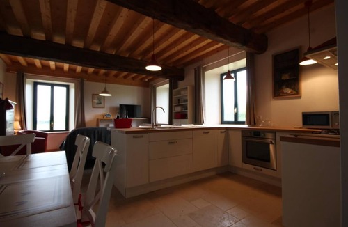 Montcoy House | Domaine de la Jolyse