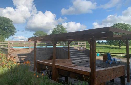 Ygrande Bed & Breakfast | Domaine de La Madeleine