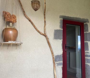 Pessat-Villeneuve House | Domaine de La Pause