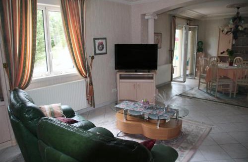 Issel Bed & Breakfast | Domaine de la Pendule