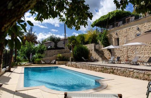 Aubenas House | Domaine de la Pinède