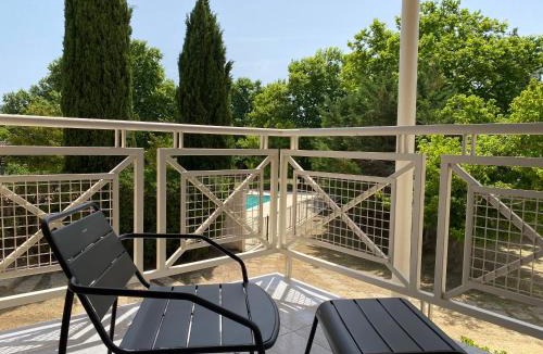 Aurons Hotel | Domaine de la Reynaude