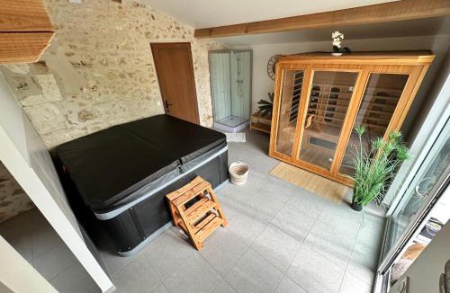 Saint-Just House | Domaine de la Roche Chabrelle