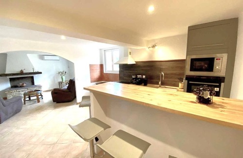 Trebes House | Domaine de la Roque - TREBES