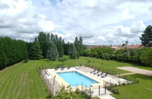Lamagistere House | Domaine de Lamagistère - Gite de groupe - Piscine