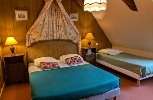 Baguer-Morvan House | Domaine de Launay blot