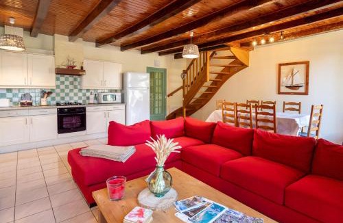 La Vraie-Croix House | Domaine de Lestroué - Belle-île