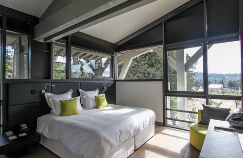 Les Baux-de-Provence Hotel | Domaine de Manville