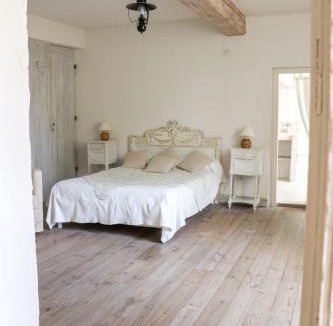 Engravies Bed & Breakfast | DOMAINE DE MARLAS - CHAMBRES D'HÔTES