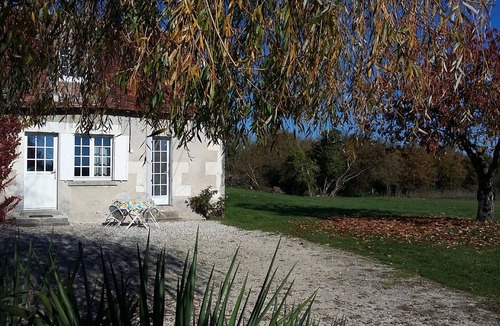 Bridore House | Domaine de Matounet 2 Charming cottage 4 people Heated pool Château de la loire