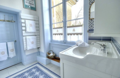 Les Echets House | Domaine de Montclair