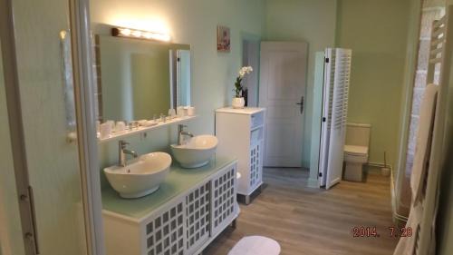 Saint-Geniez-o-Merle Bed & Breakfast | Domaine de Nalou