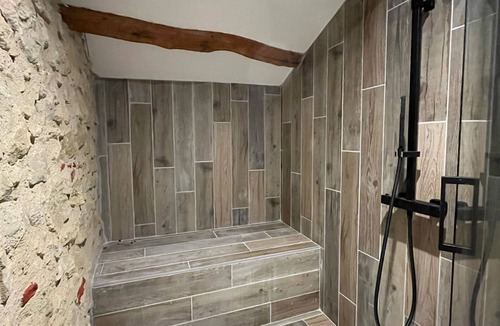 Vic-Fezensac Bed & Breakfast | Domaine de Pourrouquet - Chalet room