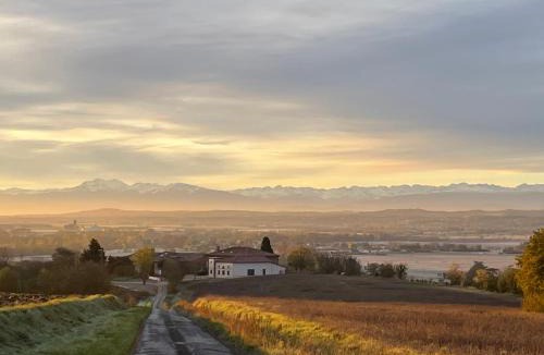 Cintegabelle Bed & Breakfast | Domaine de Quintalone Suite d exception avec Spa privatif et vue panoramique Pyrenees