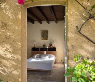 Monguilhem House | Domaine de Rébert