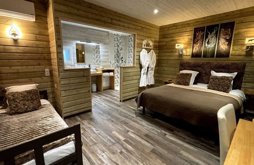 Roullet-Saint-Estephe Hotel | Domaine de Roullet